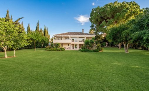 Villa in Guadalmina Alta, San Pedro de Alcantara, Spain 1
