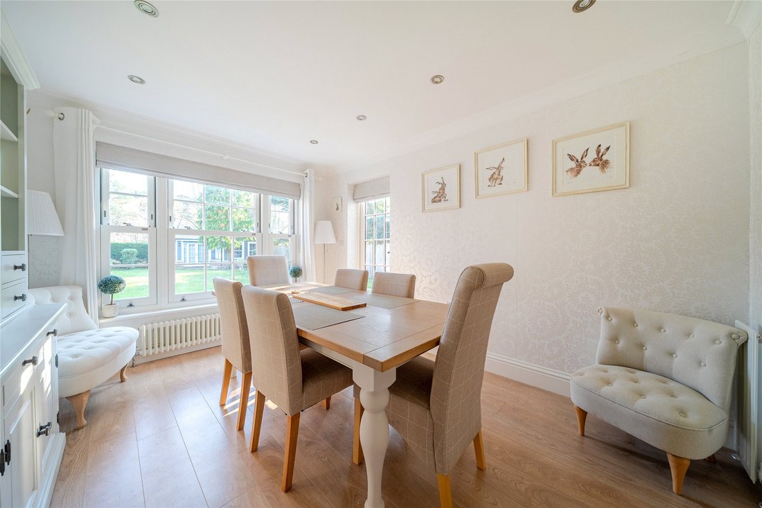 House in York Town, Surrey Heath, England 5 - 17542758