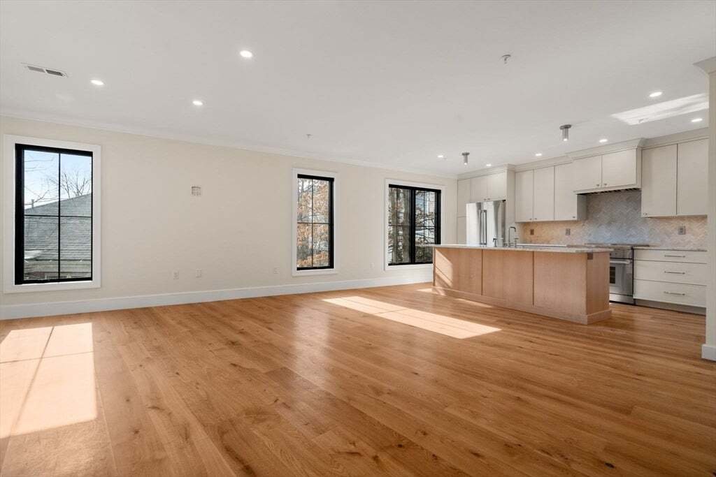 Condo in Boston, Massachusetts, United States 4 - 17397478