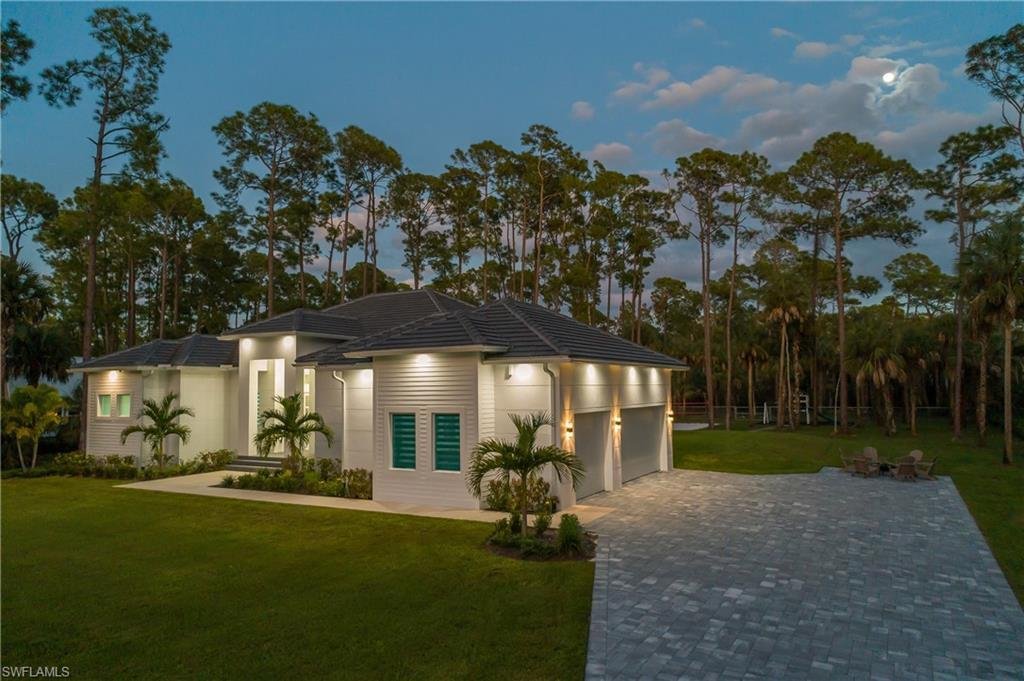 House in Naples, Florida, United States 3 - 17544272