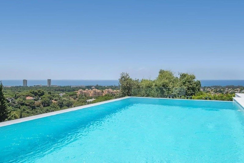 Villa in Elviria-Cabopino, Marbella, Spain 3 - 17543407