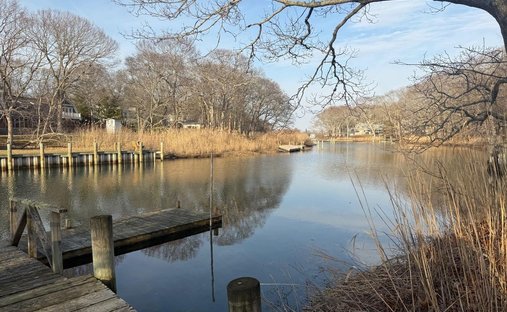House in Shelter Island Heights, New York, United States 1