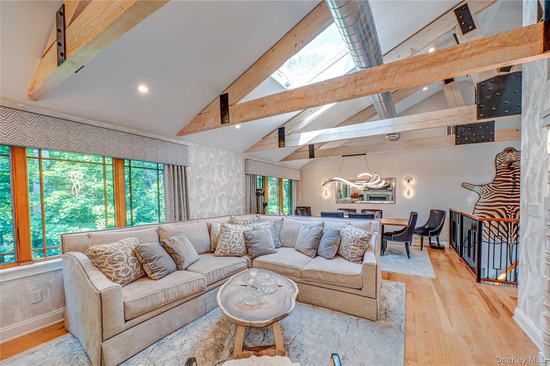 House in Halesite, New York, United States 3 - 17542840