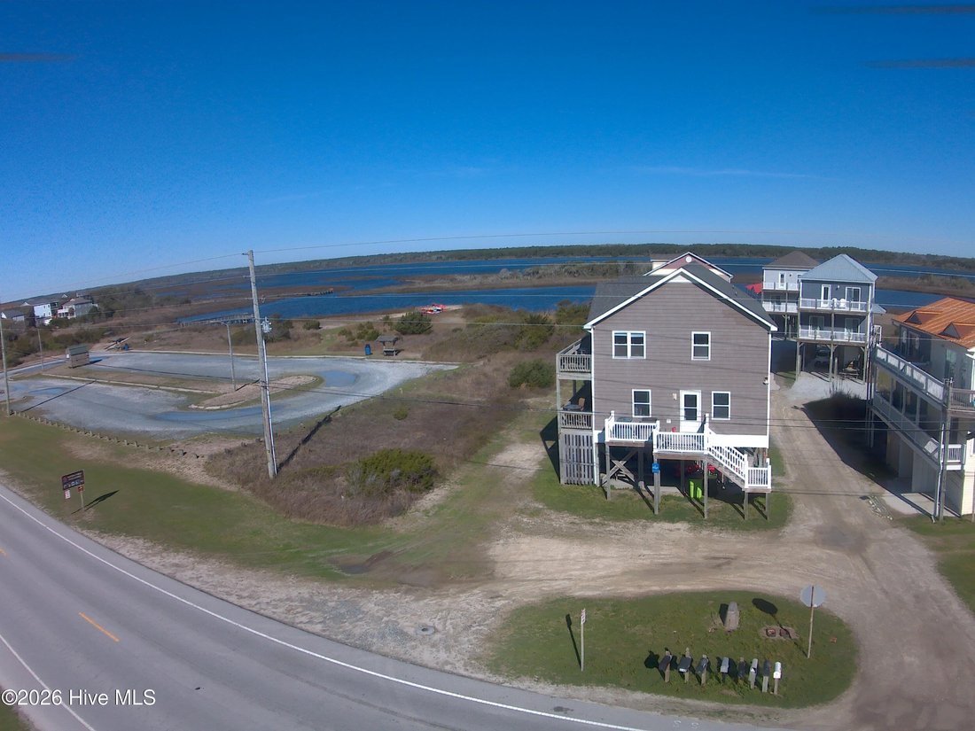 House in North Topsail Beach, North Carolina, United States 4 - 17538898