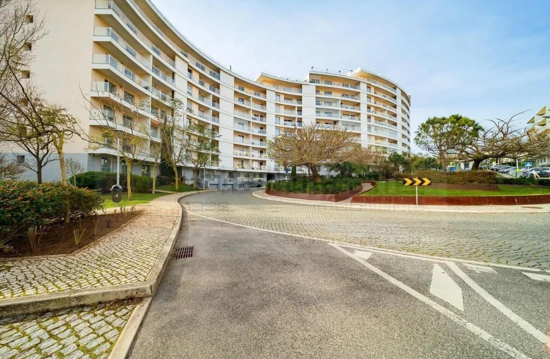 Apartment in Paco de Arcos, Lisbon, Portugal 1 - 17542093