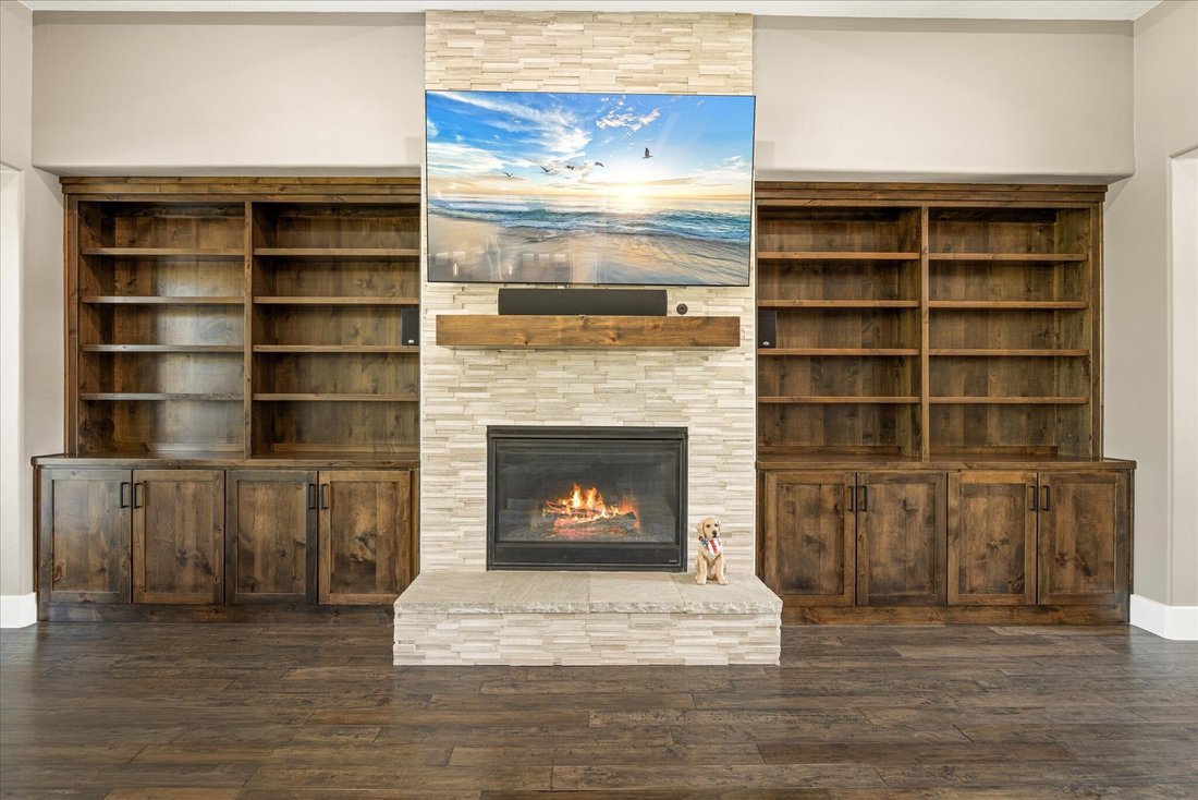 House in Granbury, Texas, United States 5 - 17540135