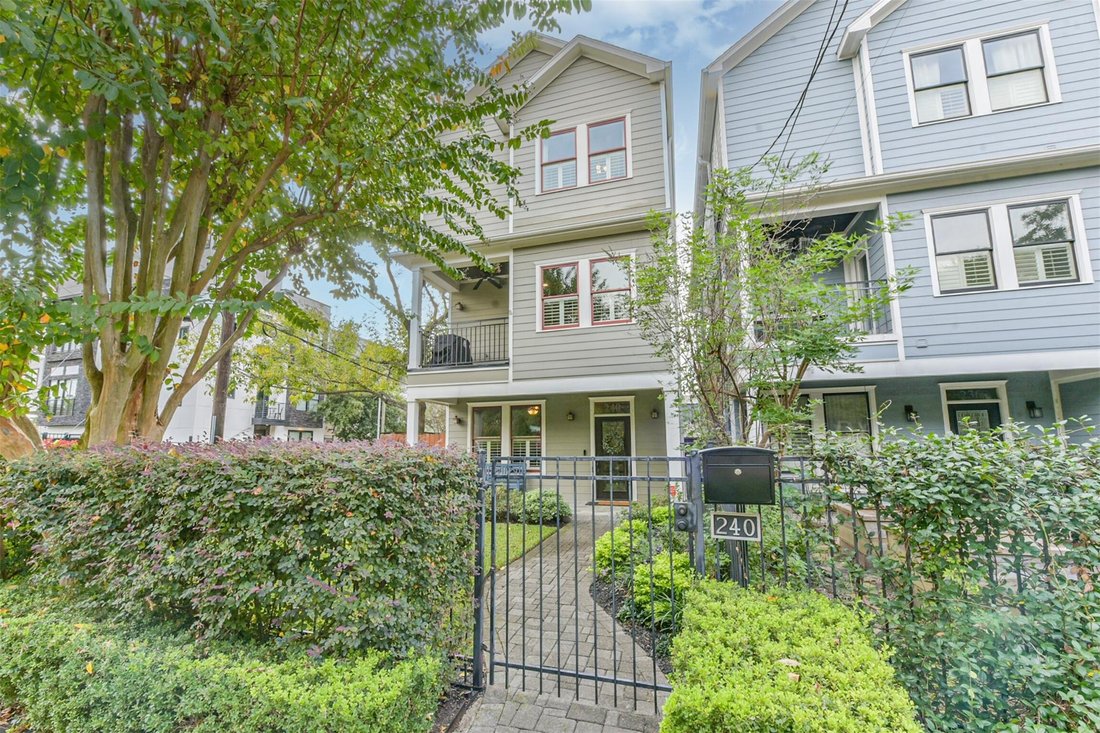 House in Houston, Texas, United States 3 - 17544106