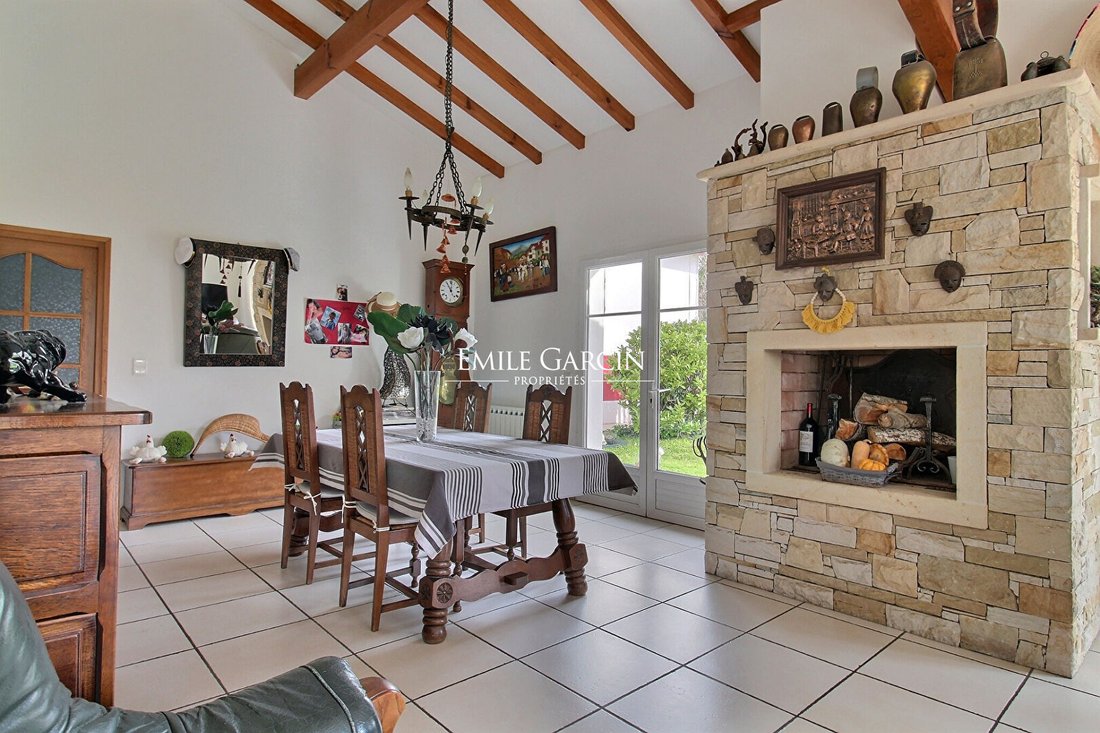 Villa in Ascain, Nouvelle-Aquitaine, France 3 - 17541404