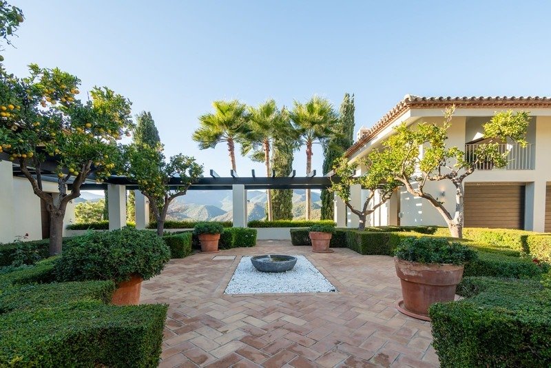 Villa in La Zagaleta, Benahavis, Andalusia 2 - 17543342
