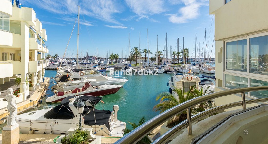 Apartment in Benalmadena, Andalusia, Spain 1 - 11328387
