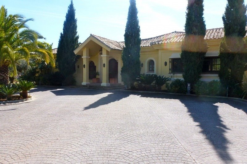 Villa in La Zagaleta, Benahavis, Andalusia 1 - 17543318