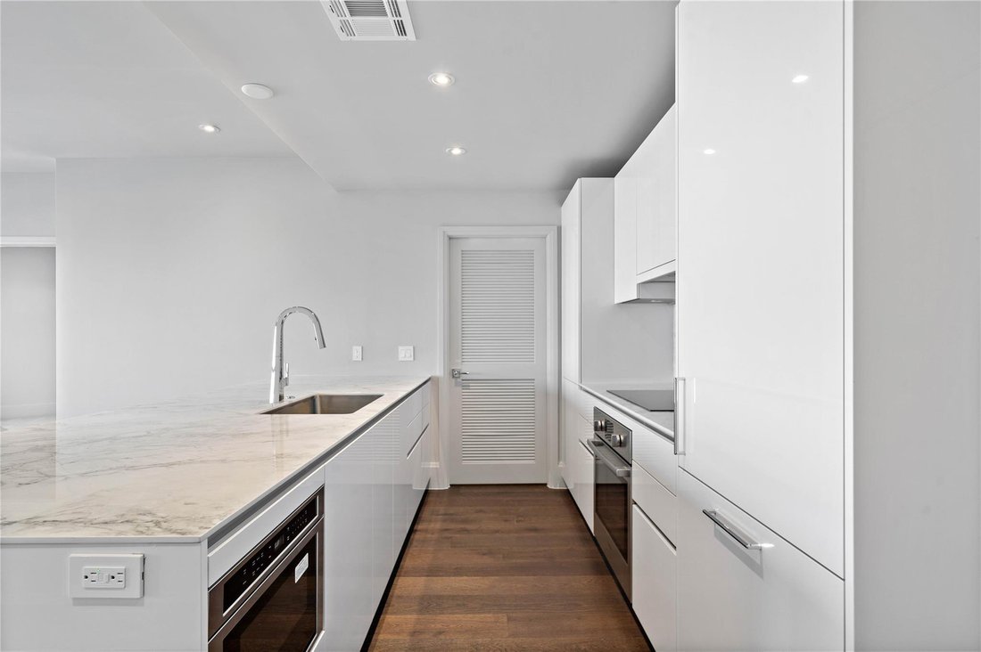 Condo in Houston, Texas, United States 5 - 17544119