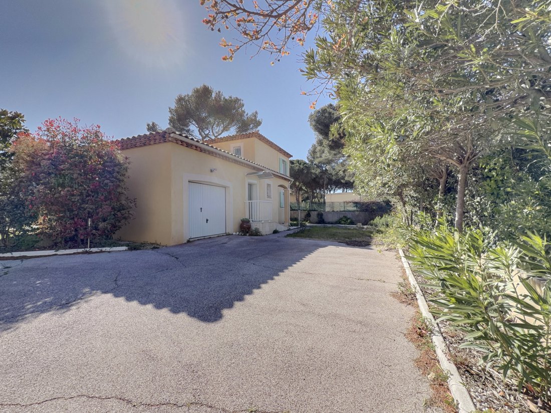 House in Le Fort, Six-Fours-les-Plages, France 2 - 17540695