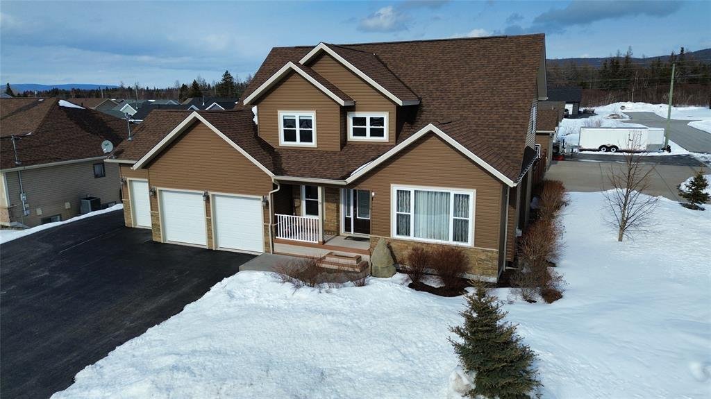 House in Pasadena, Newfoundland and Labrador, Canada 2 - 17543886