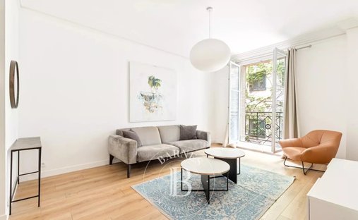 Apartment in Triangle d'Or, Paris 8e Arrondissement, Paris 1