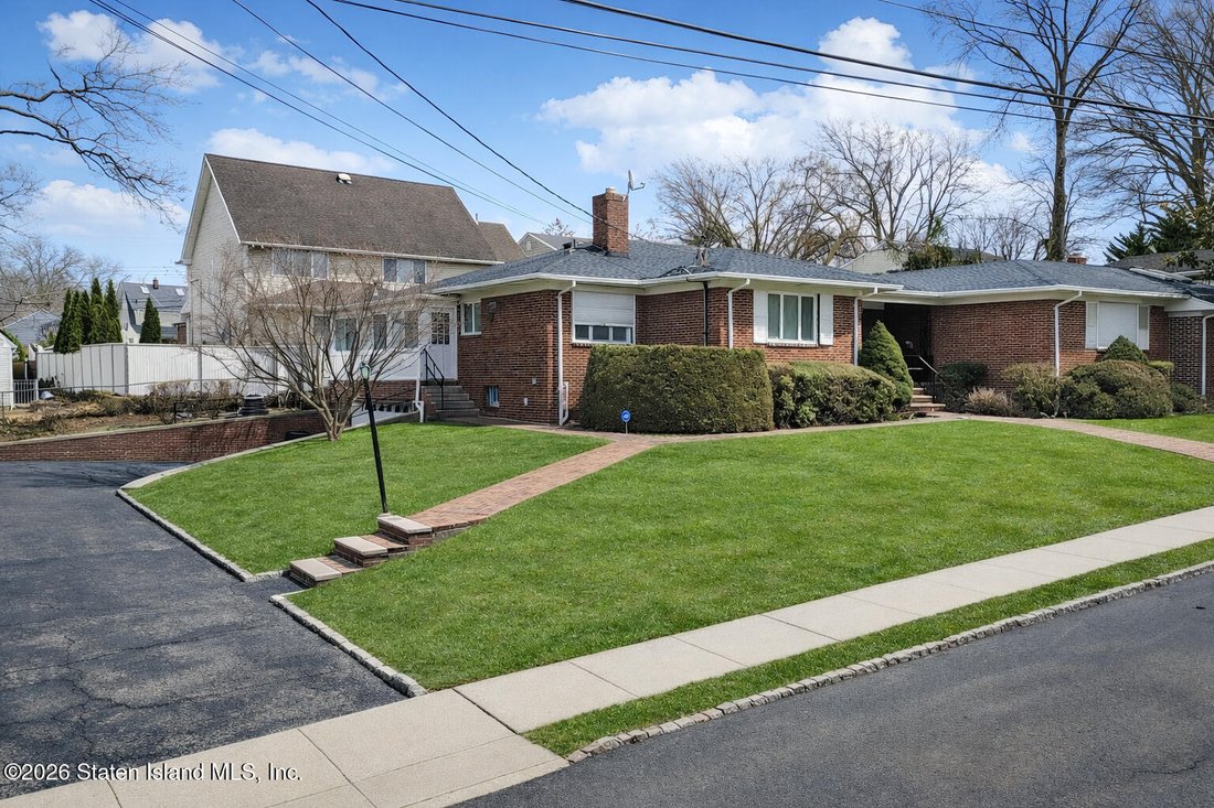 House in New York, New York, United States 2 - 16730478