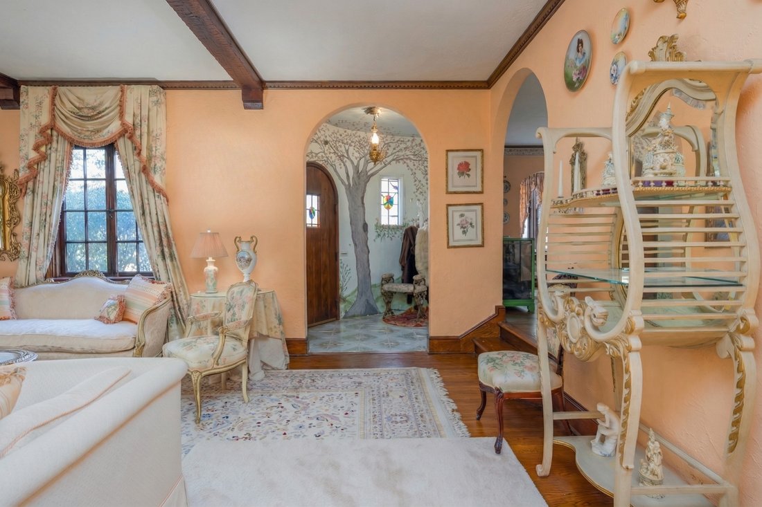 House in Bronxville, New York, United States 5 - 17539373
