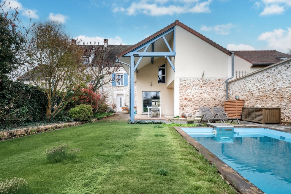 House in Vaugrigneuse, Ile-de-France, France 1 - 17543416