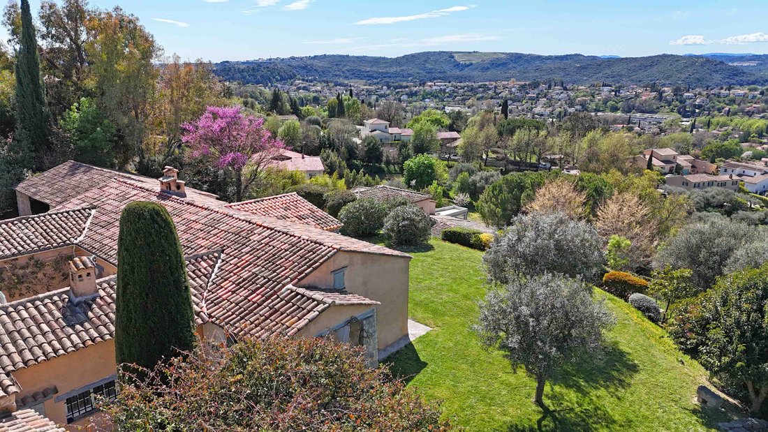 Villa in Saint-Paul-de-Vence, Provence-Alpes-Côte d'Azur, France 4 - 17505736