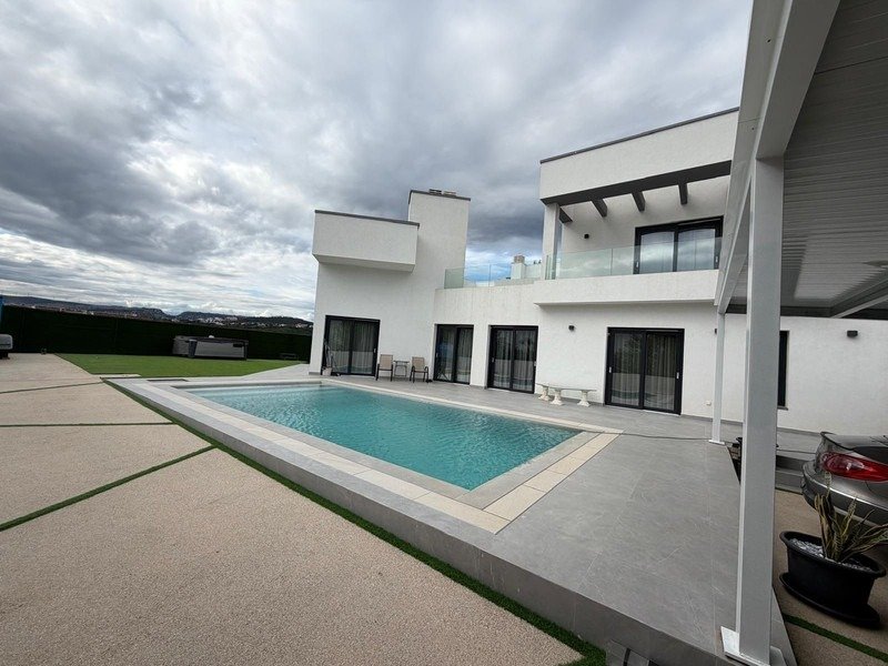 Villa in Estepona, Andalusia, Spain 1 - 17543123