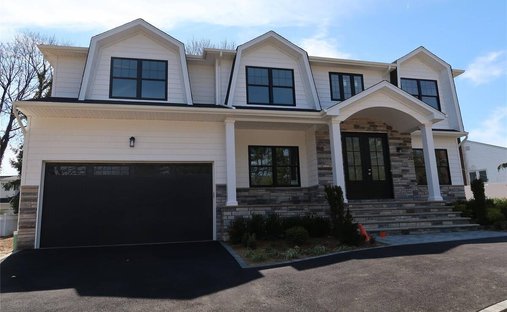 House in Syosset, New York, United States 1