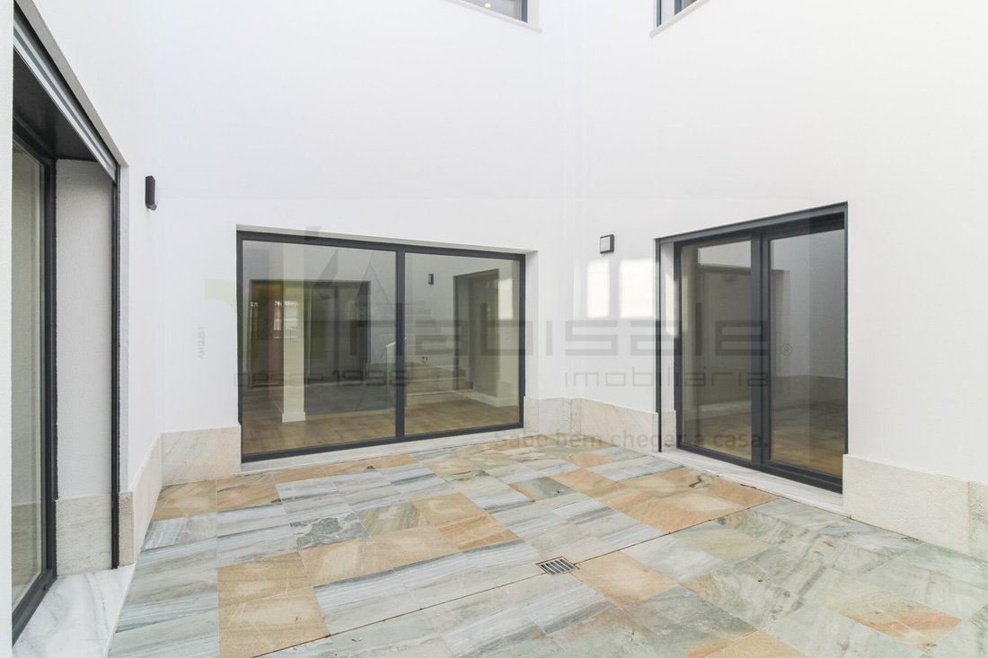 House in Póvoa de Santo Adrião, Lisbon, Portugal 1 - 17541724