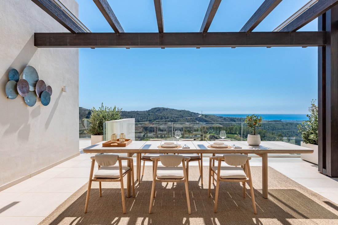 Penthouse in Benahavis, Andalusia, Spain 5 - 17543397
