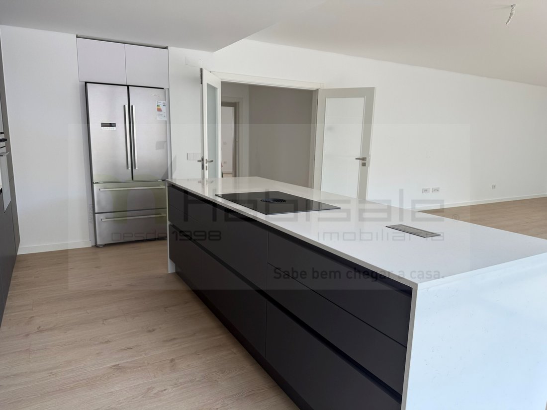 Apartment in Parede, Lisbon, Portugal 3 - 17542087