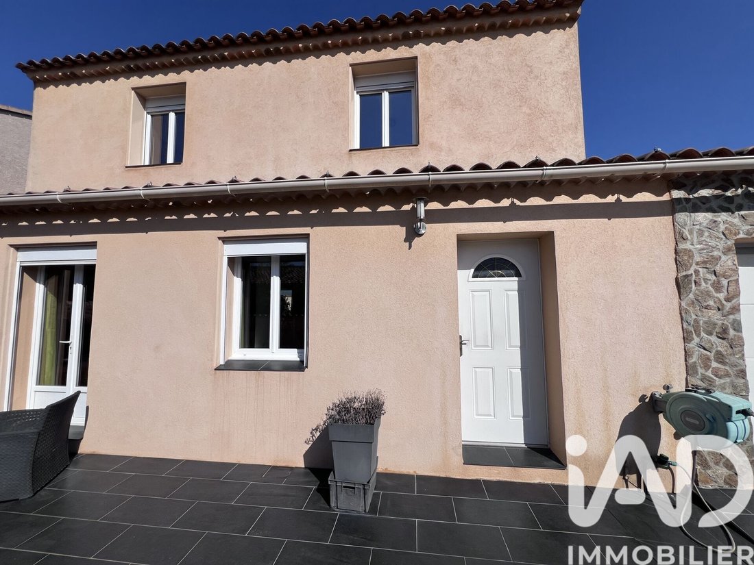 House in La Londe-les-Maures, Provence-Alpes-Côte d'Azur, France 1 - 17545821
