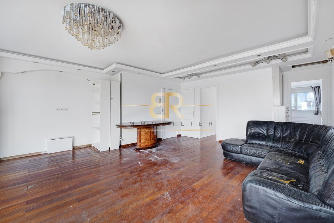 Apartment in Pantin, Ile-de-France, France 5 - 17543556