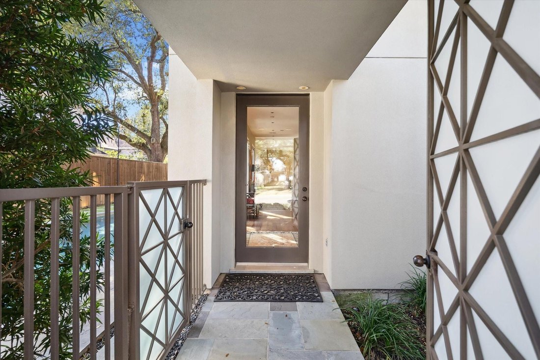 House in Houston, Texas, United States 2 - 17544047