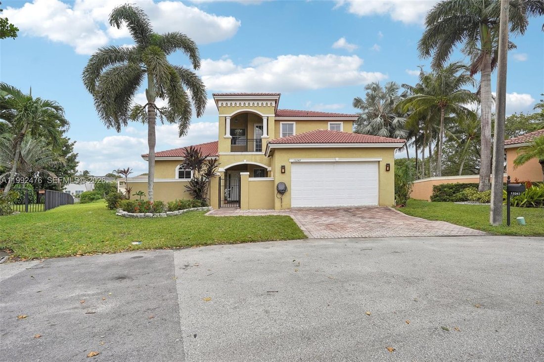 House in Miramar, Florida, United States 1 - 17539785