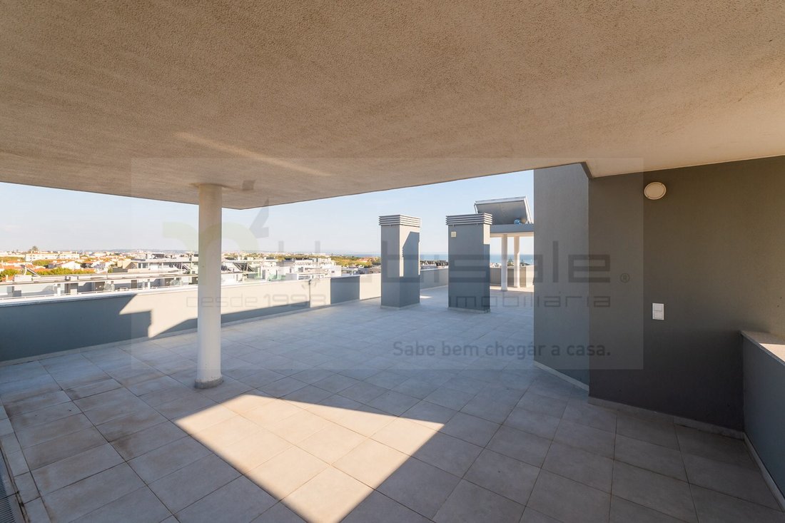 Apartment in Carcavelos e Parede, Lisbon, Portugal 1 - 17541782