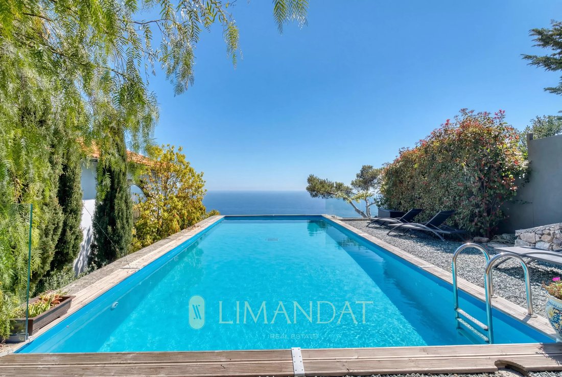 Villa in Èze, Provence-Alpes-Côte d'Azur, France 3 - 17539928
