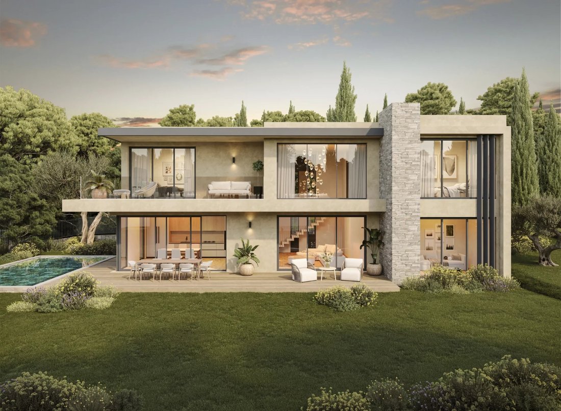 Villa in Mougins, Provence-Alpes-Côte d'Azur, France 1 - 17539730