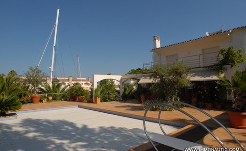 Villa in Roses, Catalonia, Spain 1