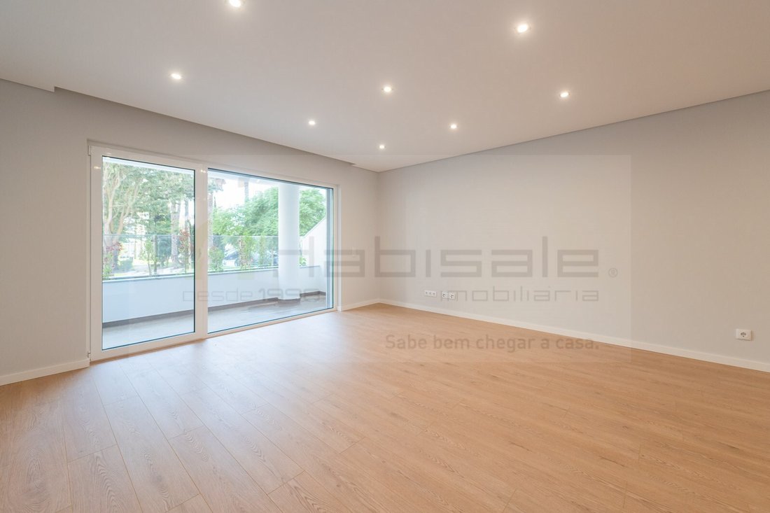 Apartment in Carcavelos e Parede, Lisbon, Portugal 2 - 17542031