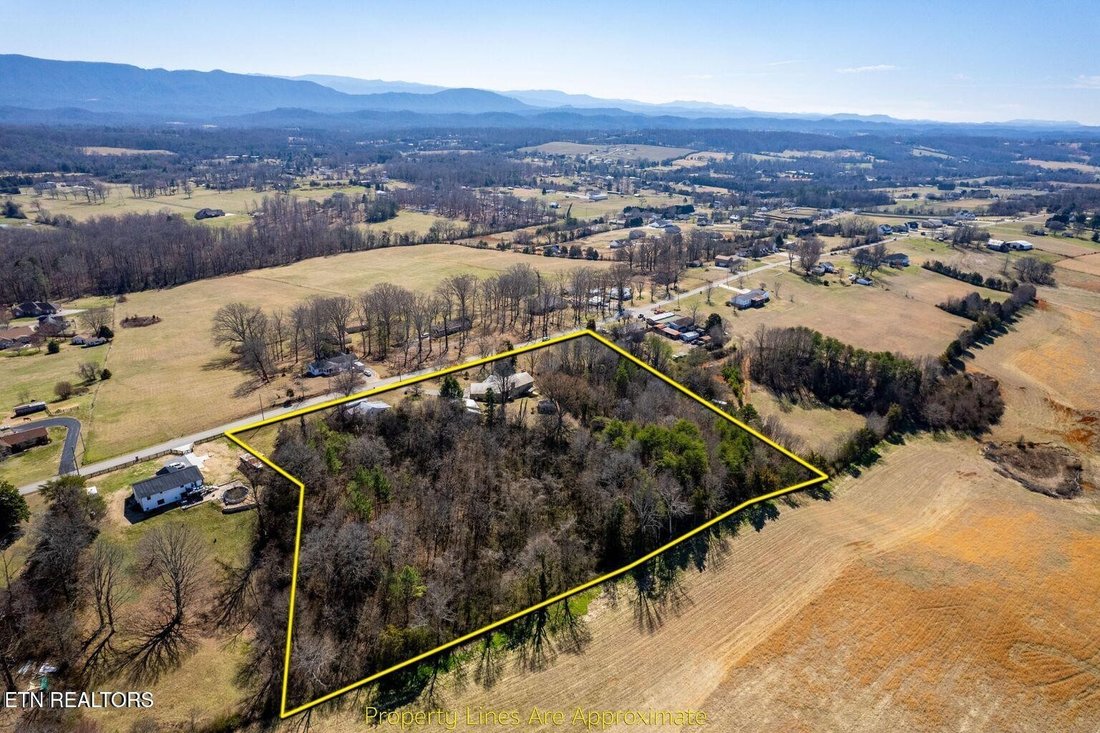 House in Maryville, Tennessee, United States 2 - 17540380