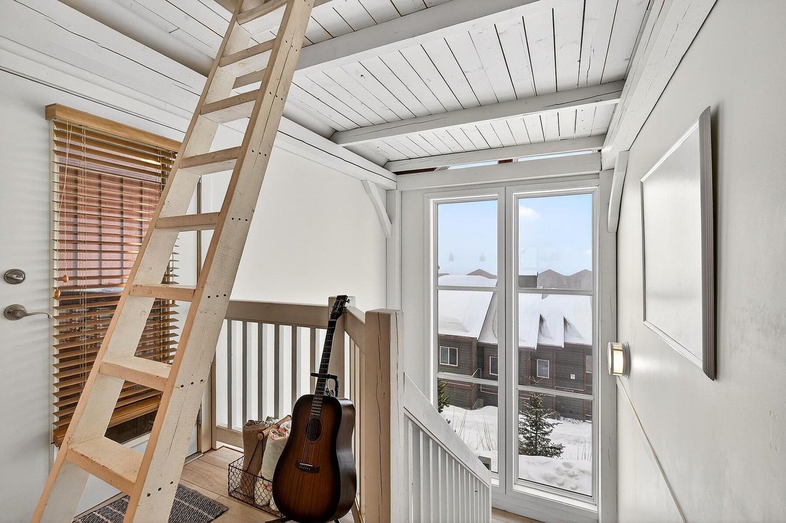 Condo in Beaverdell, British Columbia, Canada 3 - 17539181