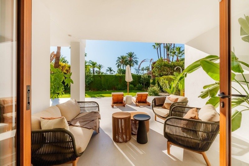 Apartment in Puerto Banus, Marbella, Spain 4 - 17543068