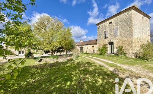House in Francescas, Nouvelle-Aquitaine, France 1