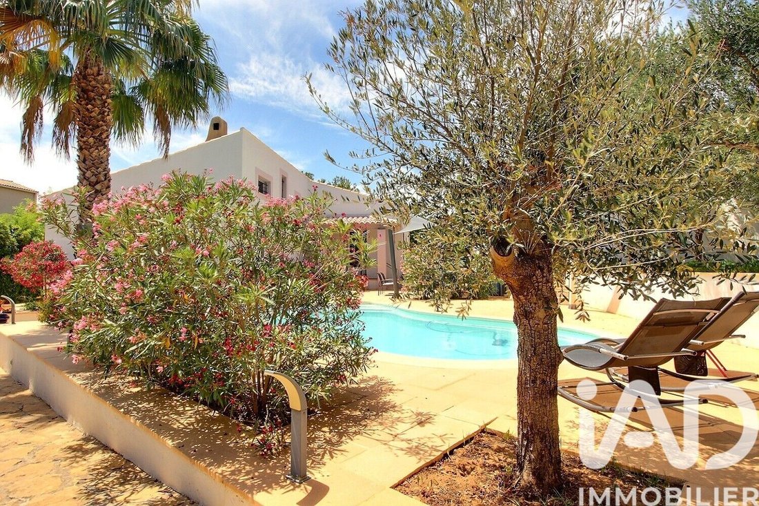 House in Bandol, Provence-Alpes-Côte d'Azur, France 5 - 17545774