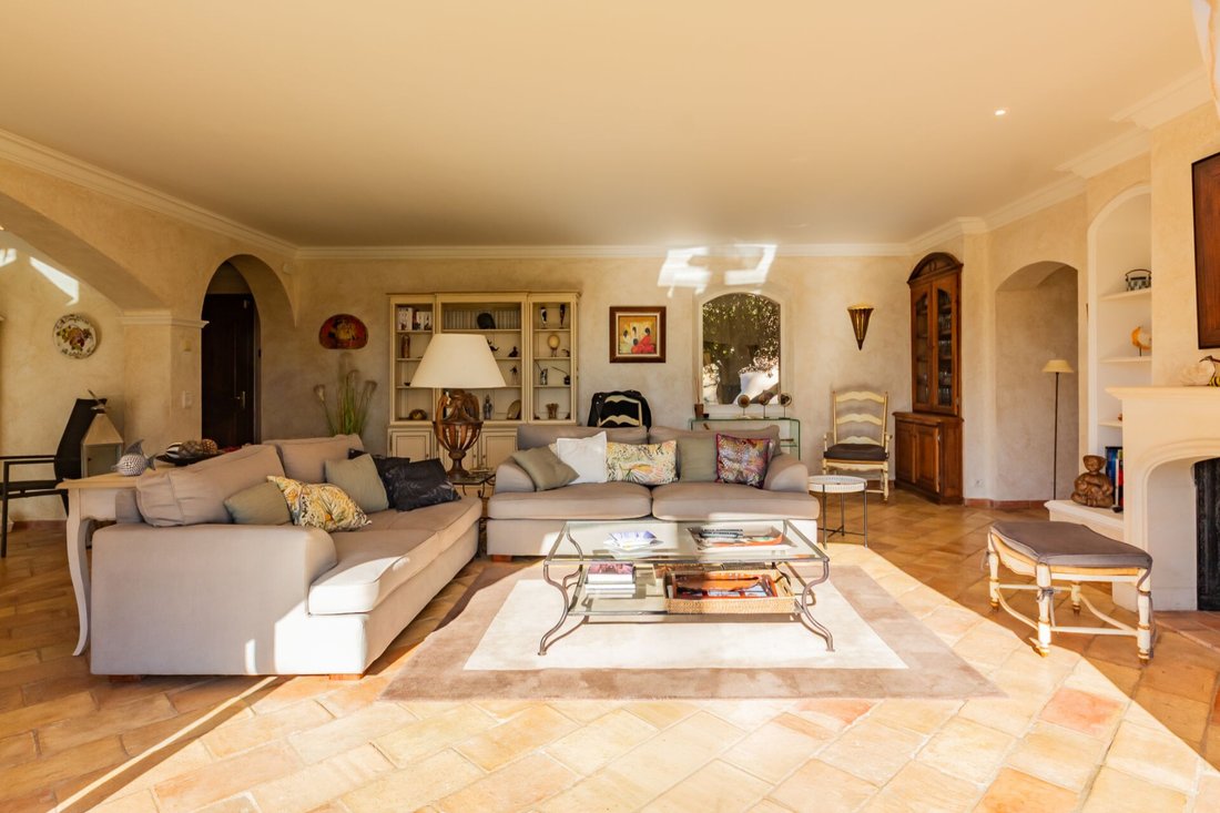 Villa in Nartelle-Noyer-Bellevue-bd des Sardinaux, Sainte-Maxime, France 5 - 16359003