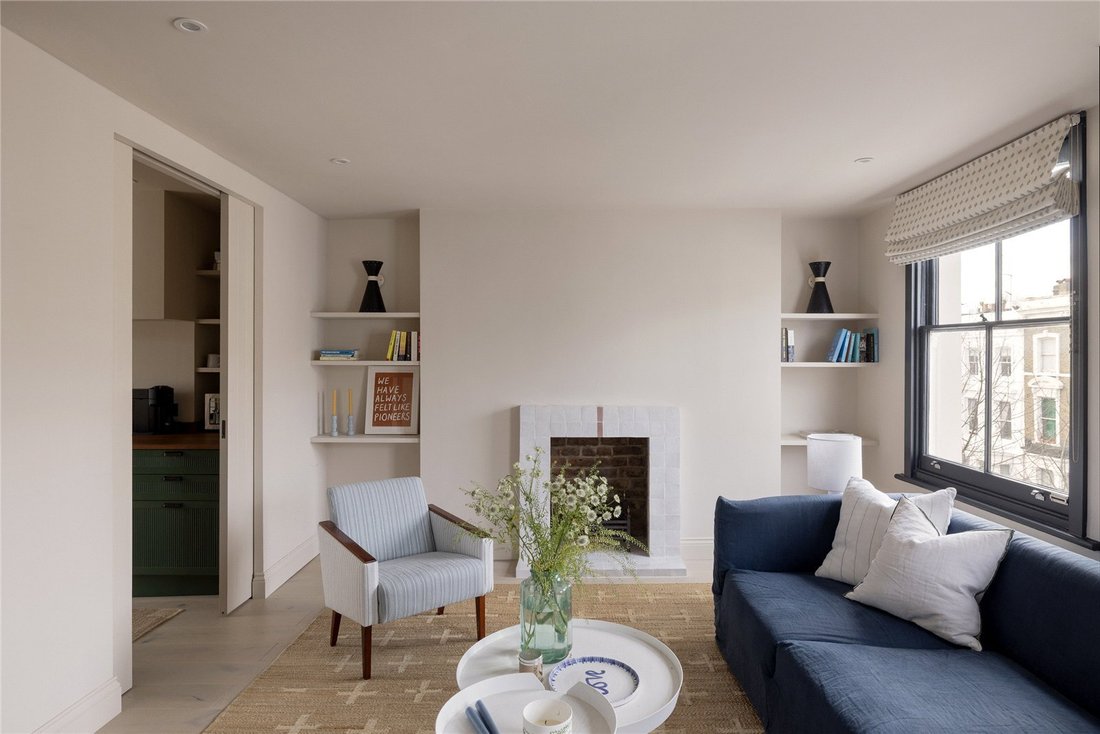 Apartment in Ladbroke Grove, Kensington And Chelsea, England 1 - 17539865