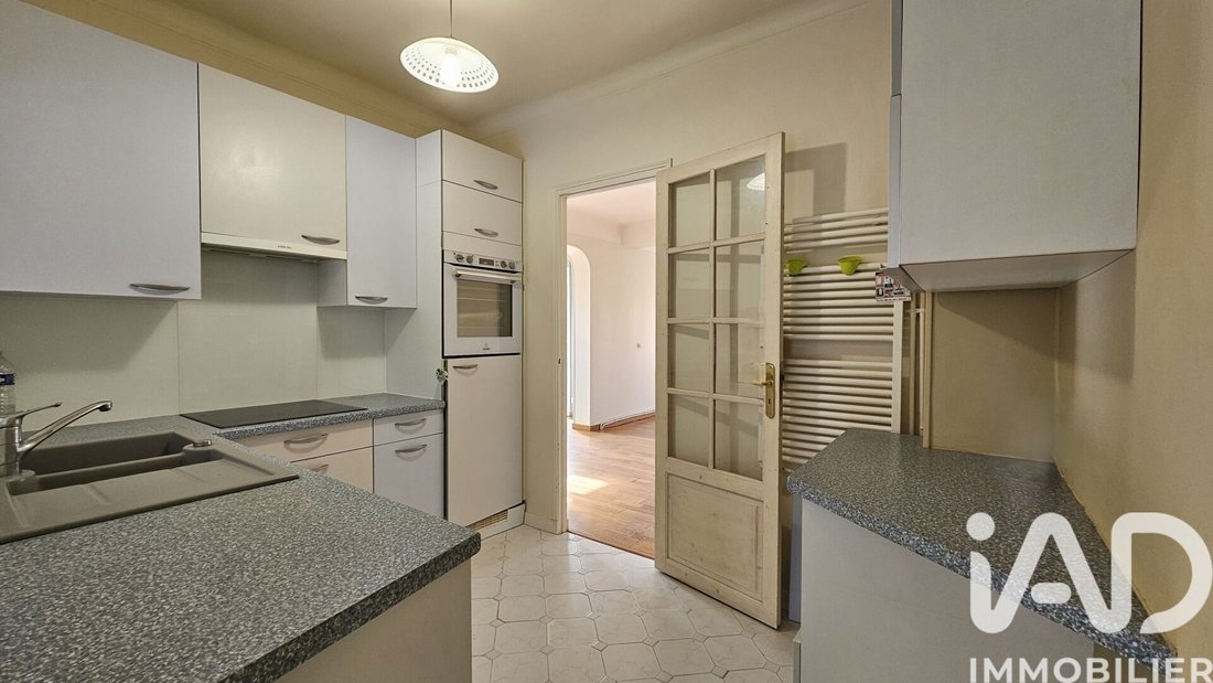 House in Sucy-en-Brie, Ile-de-France, France 5 - 17545694