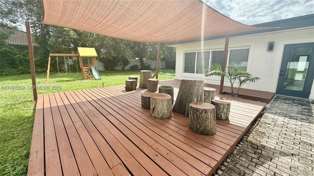 House in Plantation, Florida, United States 3 - 17542938