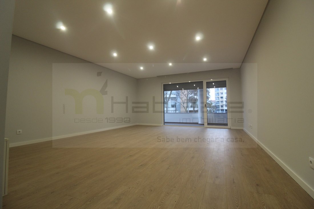 Apartment in Carcavelos e Parede, Lisbon, Portugal 4 - 17542117