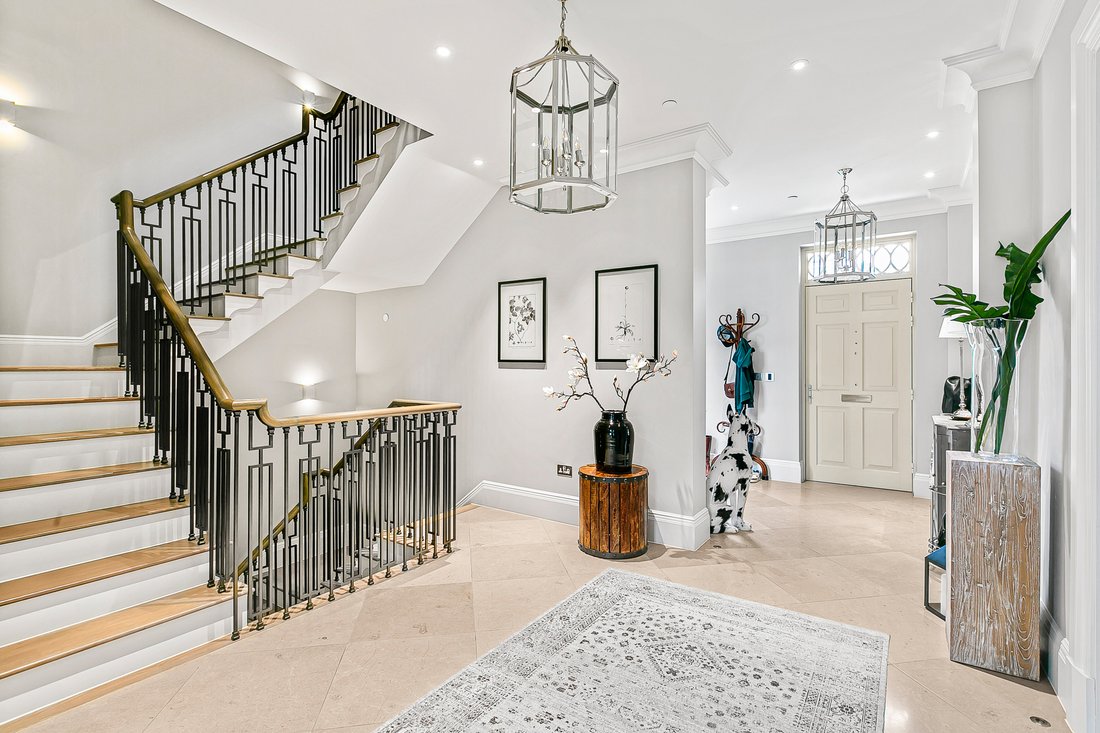 House in Englefield Green, Windsor, England 4 - 17543646