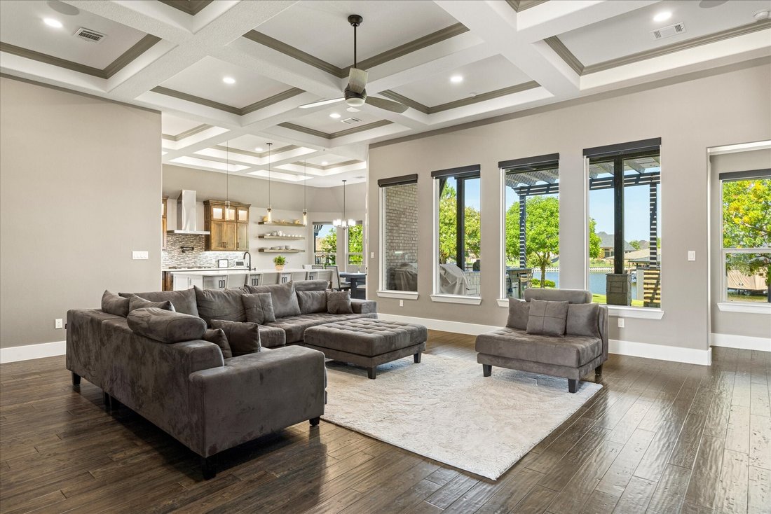 House in Granbury, Texas, United States 3 - 17540135