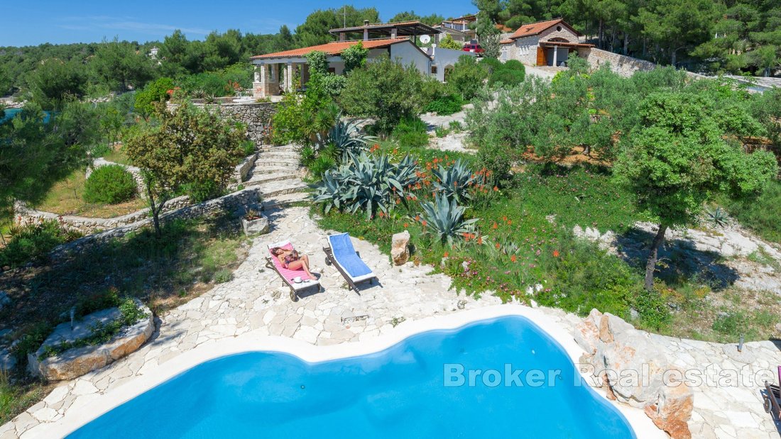 Villa in Dol, Split-Dalmatia County, Croatia 4 - 17538903